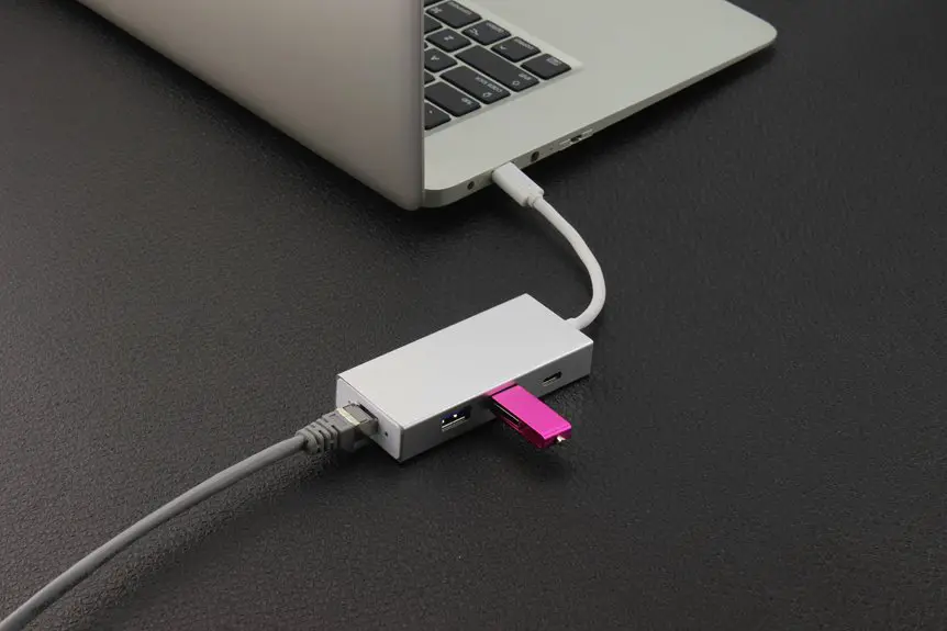 connect monitors using usb