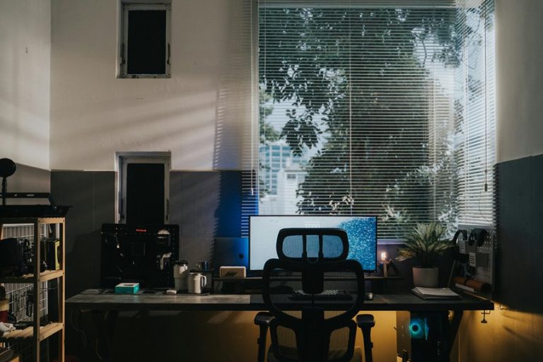 Workspace Modifications Vintage Chair Modifications for Modern Ergonomics - Improve Workspace