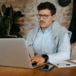 minimalism enhances freelancer productivity