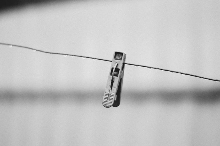 How to Remove and Reuse Cable Clips - Improve Workspace