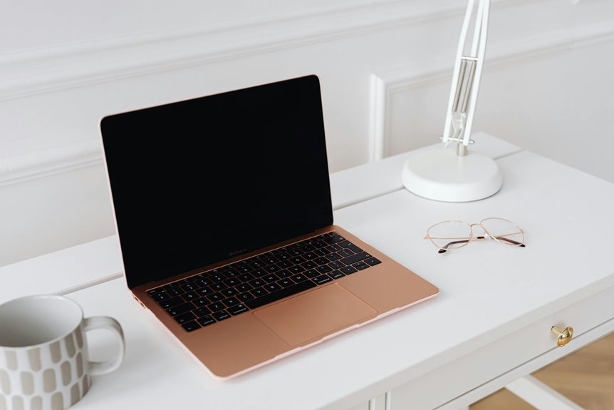 travel friendly ergonomic workspace